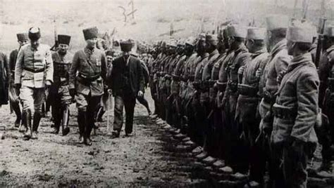 ilk düzenli türk ordusu hangi hükümdar tarafından kurulmuştur